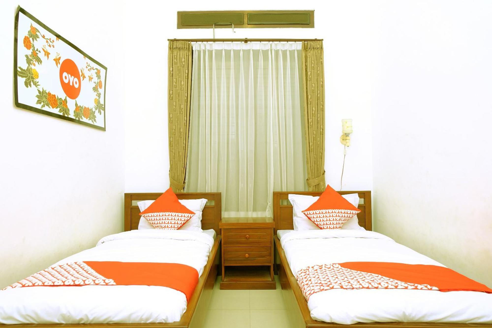 Oyo 350 D' Maktab Homestay Syariah Malang Exterior photo