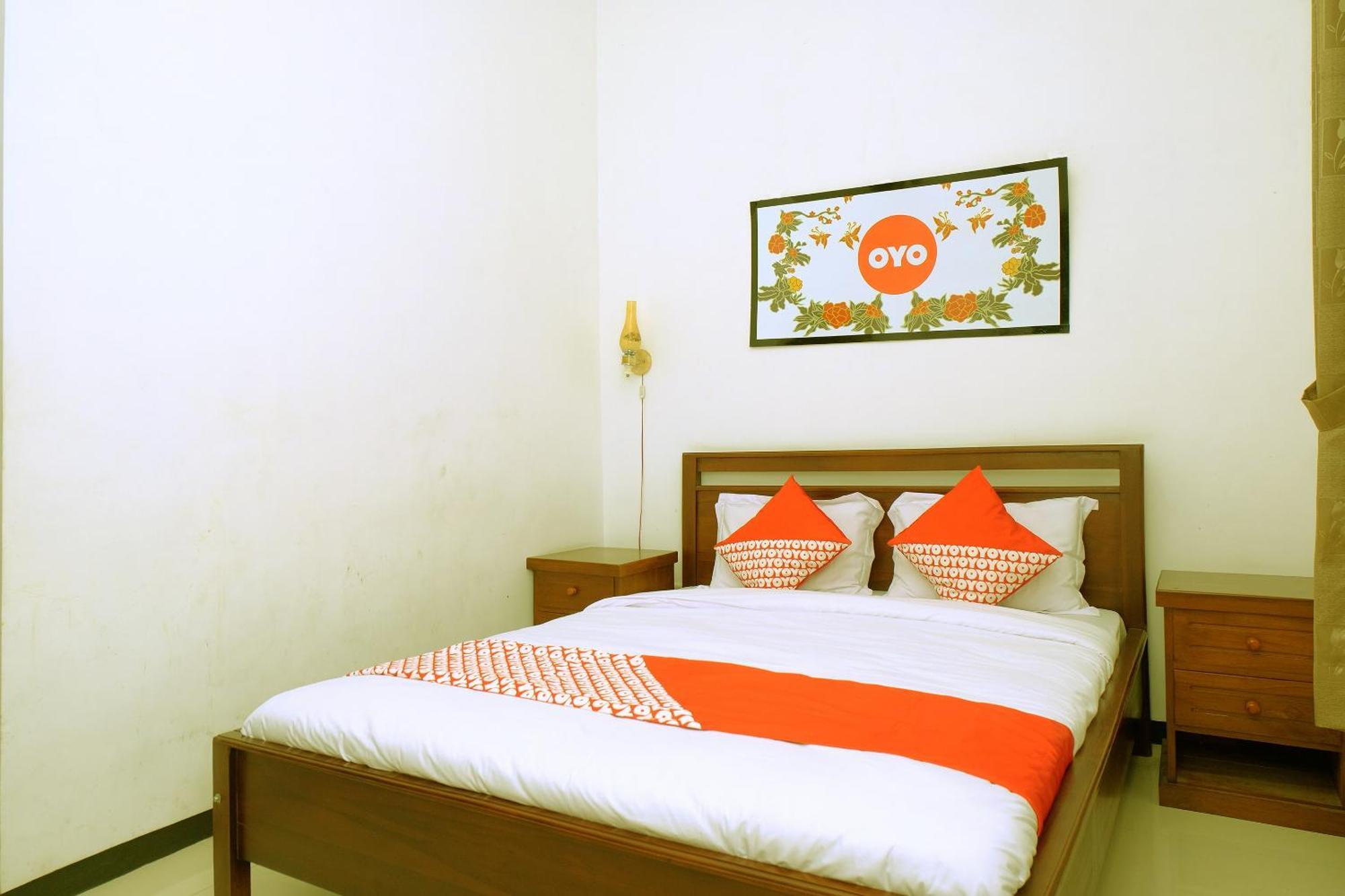 Oyo 350 D' Maktab Homestay Syariah Malang Exterior photo