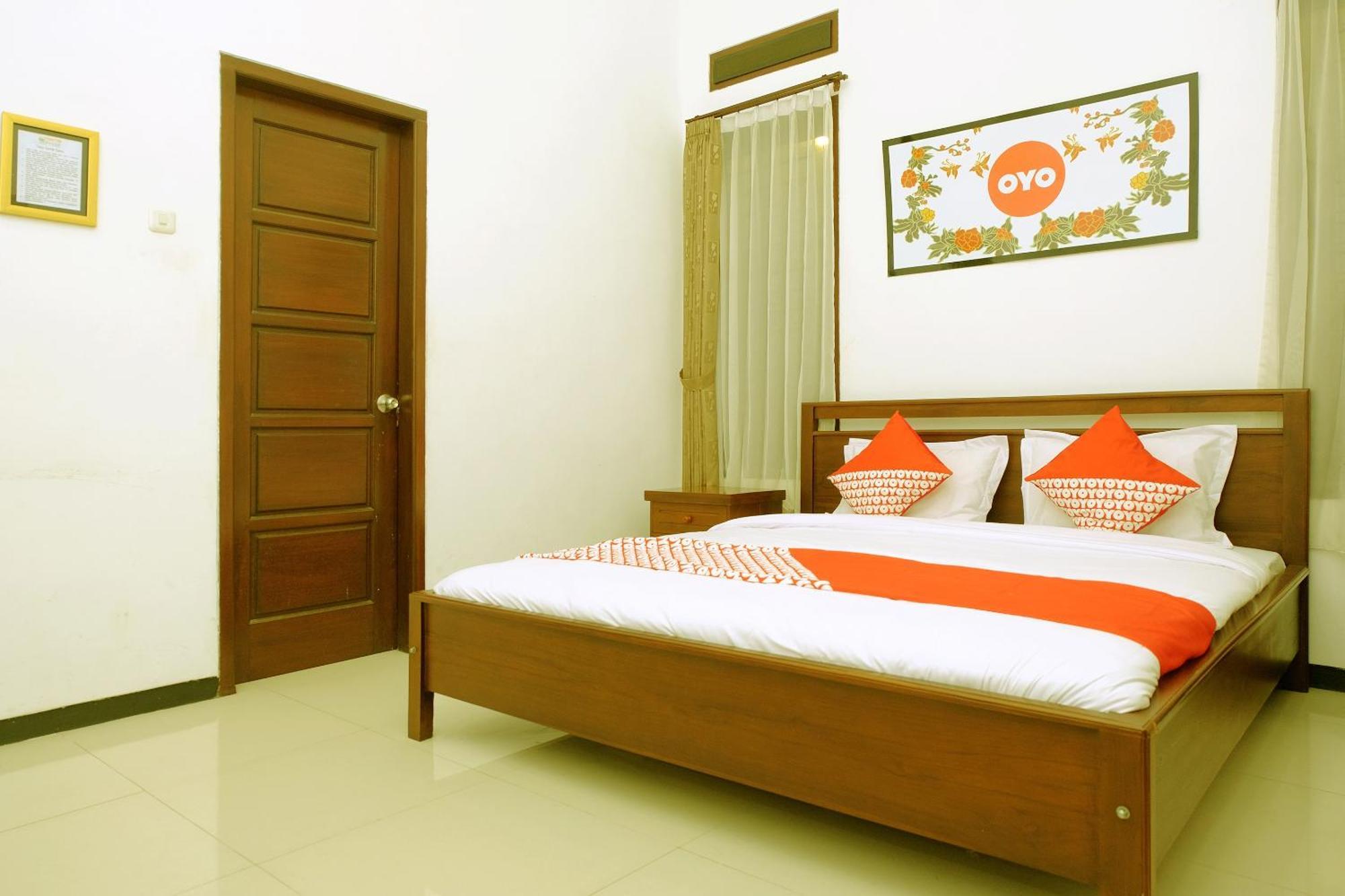 Oyo 350 D' Maktab Homestay Syariah Malang Exterior photo