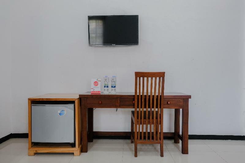 Oyo 350 D' Maktab Homestay Syariah Malang Exterior photo